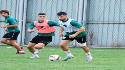 Bursaspor’da yeni sezon hazırlıkları bugün yapılan antrenmanla devam etti. Bursaspor