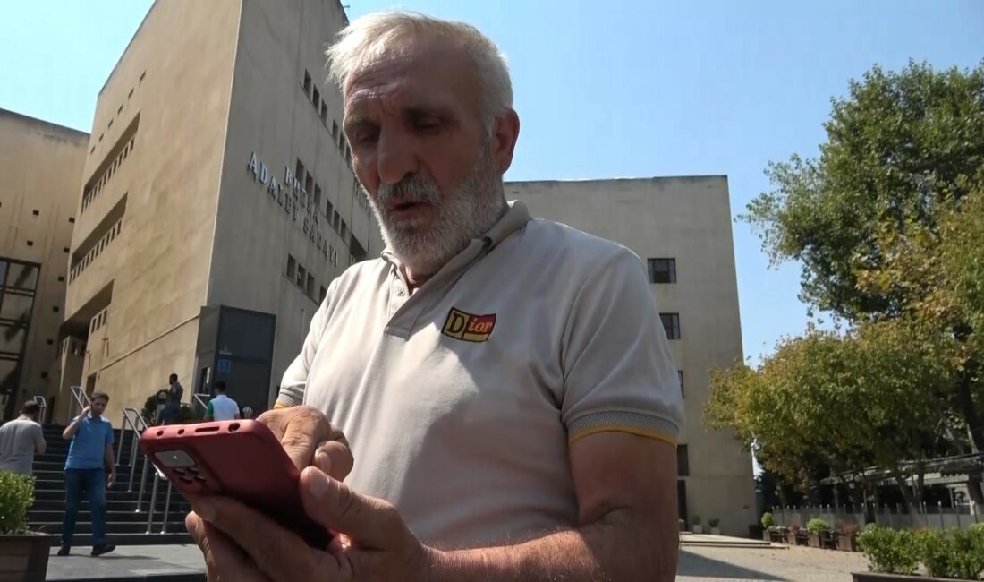 Bursa’da “dondurma” beklerken 22 bin dolarından oldu Bursa'da yaşayan bir kişi cep telefonuna gelen "dondurma kazandınız" linkine