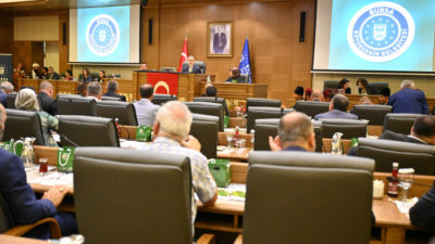 Bursa Büyükşehir Belediye Başkanı Alinur Aktaş, "Bakın şimdi diyorsunuz ‘siyaset