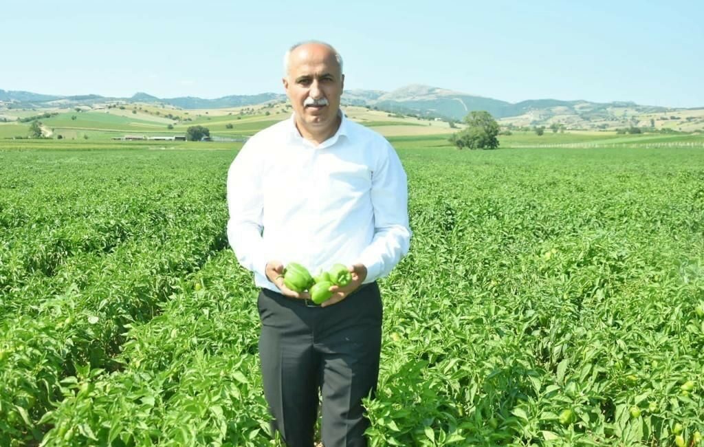 YENİŞEHİR BELEDİYESİ ÇİFTÇİNİN YÜZÜNÜ GÜLDÜRECEK PROJENİN STARTINI VERİYOR