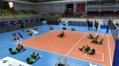 AXA SİGORTA EFELER LİGİ’NDE MÜCADELE EDEN BURSA BÜYÜKŞEHİR BELEDİYESPOR, 18