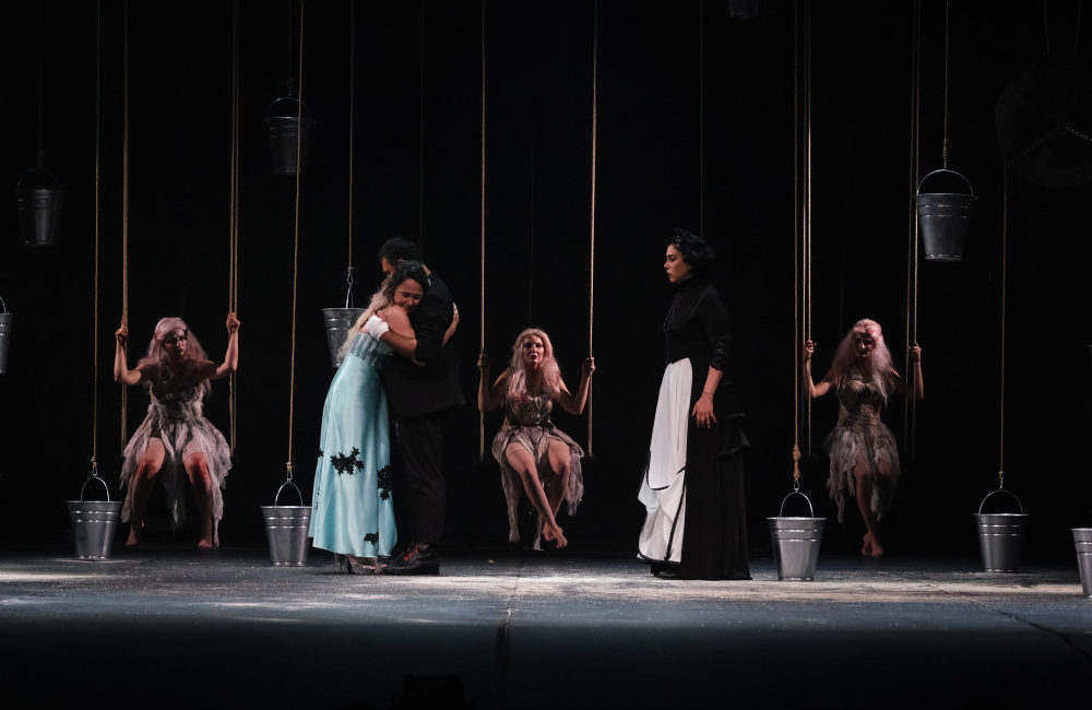 Bursa Devlet Tiyatrosu perdeyi “Othello” ile açacak Ahmet Vefik Paşa Bursa Devlet Tiyatrosu, 2022-2022 sezonunda perdeyi Shakespeare’in