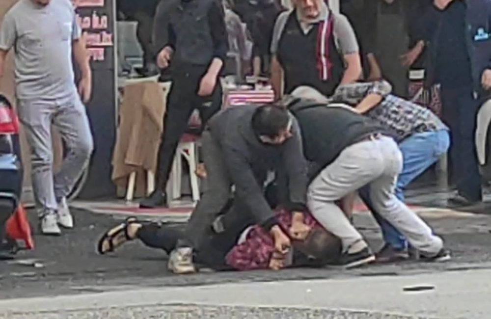 Bursa'nın İnegöl ilçesinde, iki grup arasında borç faizi nedeniyle çıkan