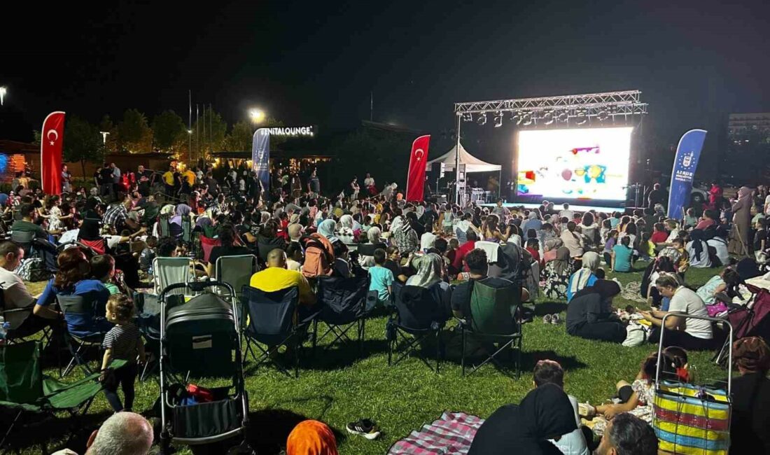 Bursa’da bilim dolu gece BURSA BÜYÜKŞEHİR BELEDİYESİ TARAFINDAN BİLİMİ ULAŞILMAZ VE ZOR OLMAKTAN ÇIKARIP,