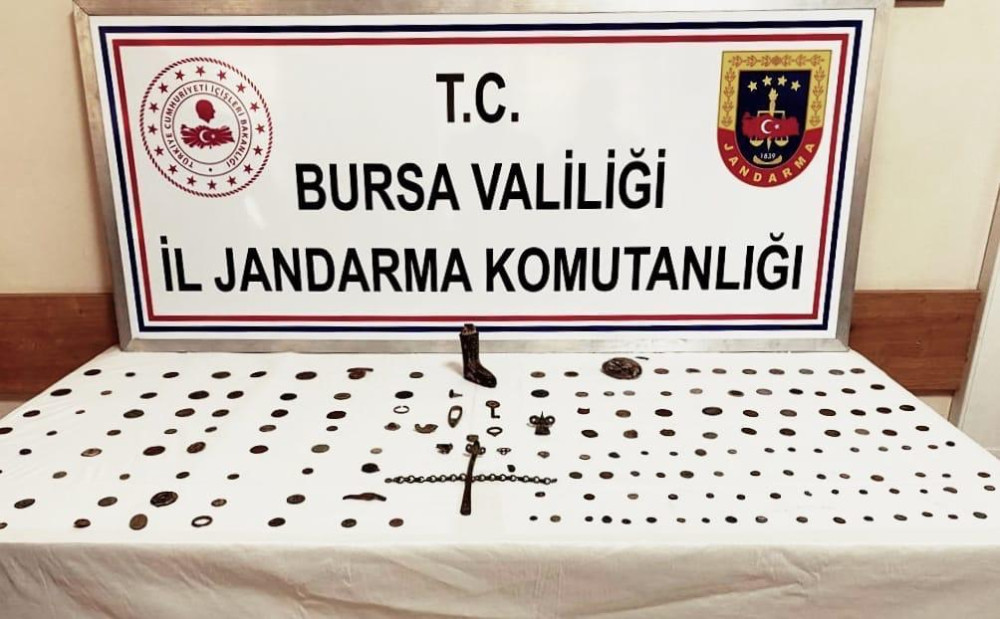 Bursa'da çok miktarda sikke ele geçirildi
