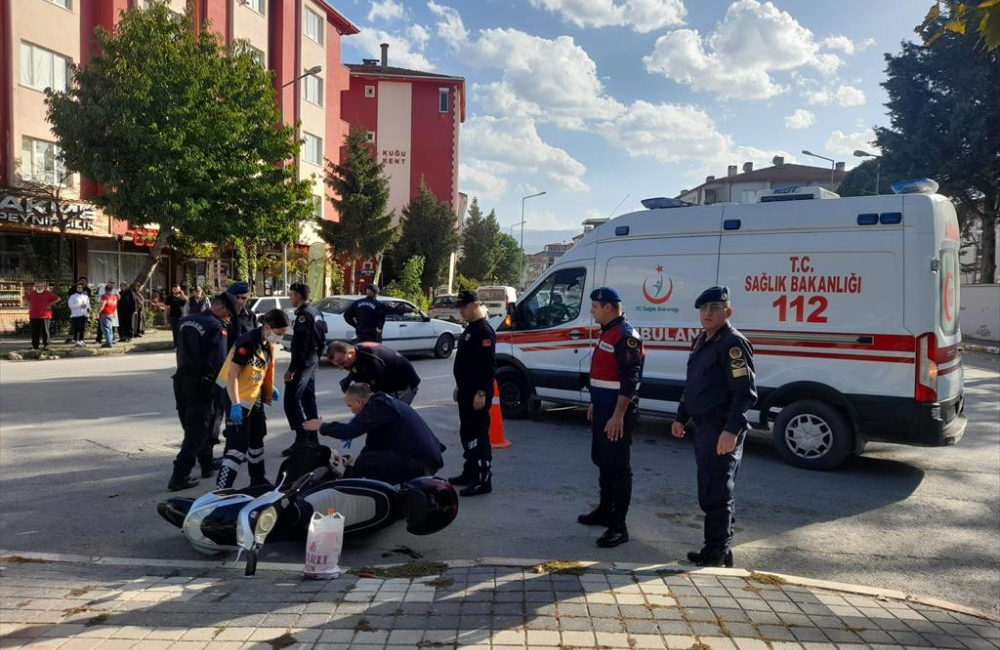 Bursa'nın İnegöl ilçesinde, elektrikli bisikletle seyir halindeyken bir zanlının silahlı