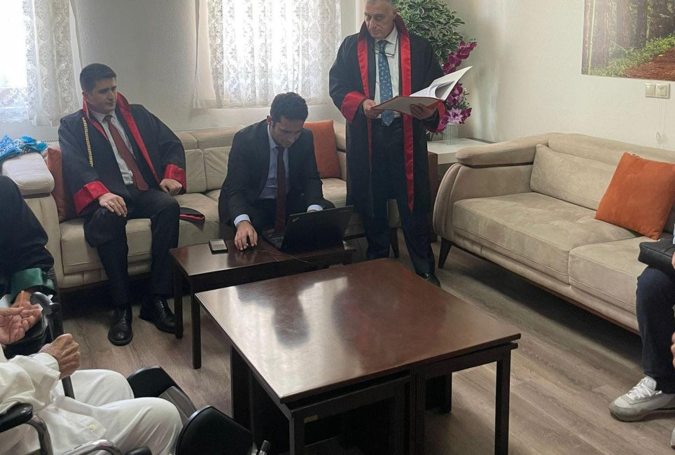 Bursa'nın İnegöl ilçesinde, kaldıkları huzur evinde kavga edip yaşlarından dolayı