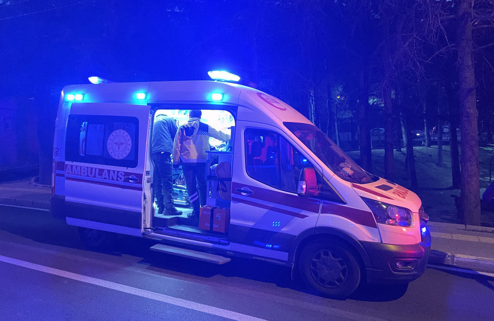 Bursa’da sahte içkiden ölenlerin sayısı 4’e yükseldi Bursa'nın Yıldırım ilçesinde, hastanede tedavi gören bir kişinin daha hayatını