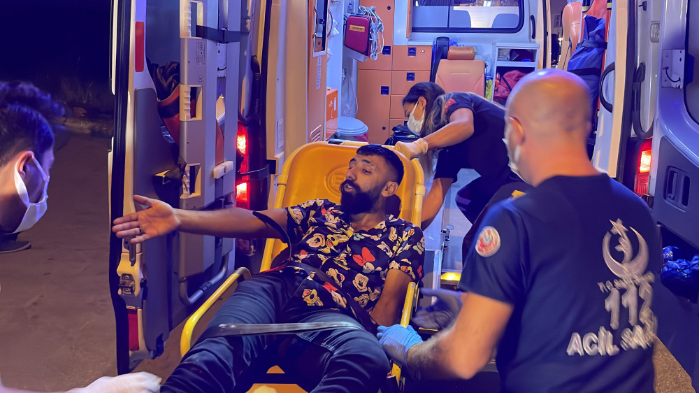 Bursa'da tüfekle vurulan davulcu enstrümanından ayrılmak istemedi