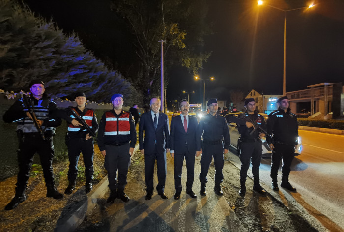 Bursa’da yüzlerce polis ve jandarmayla asayiş uygulaması