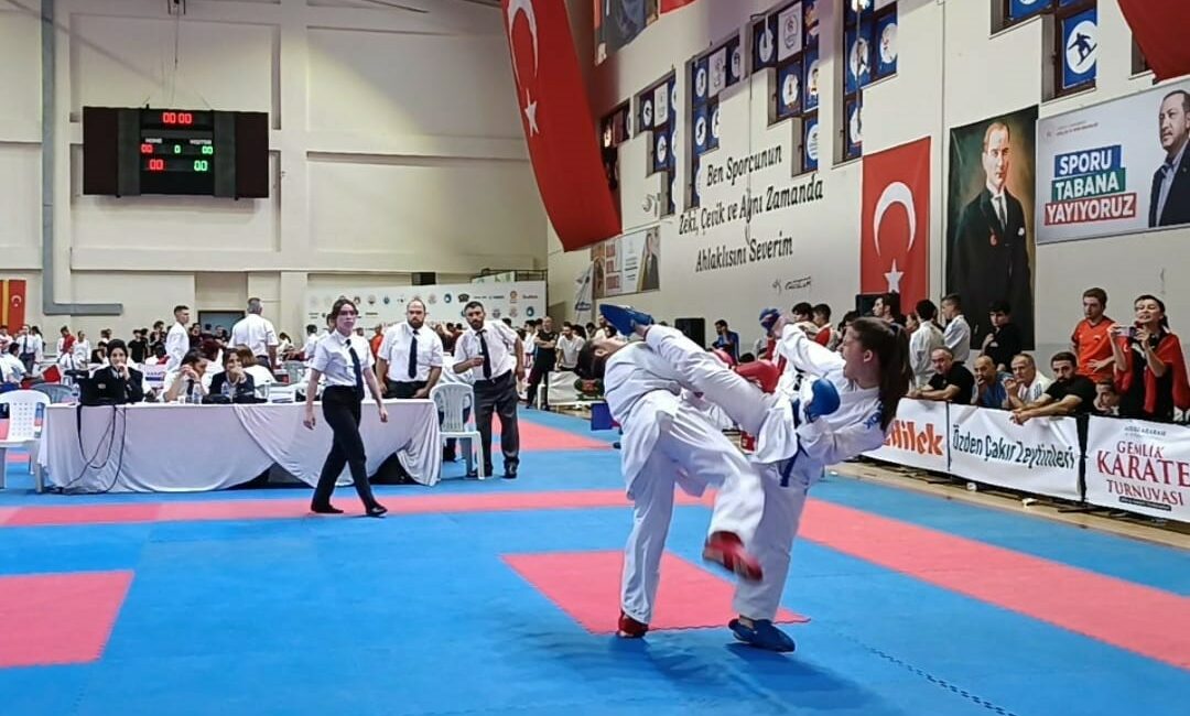 BU SENE 4’ÜNCÜSÜ DÜZENLENEN ULUSLARARASI GEMLİK KARATE TURNUVASI’NA 14 ÜLKEDEN