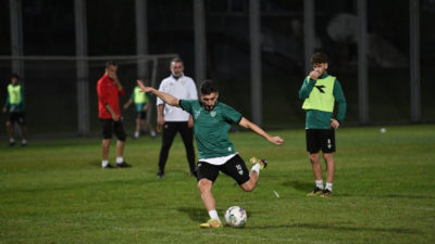 TFF 2'nci Lig Beyaz Grup'un 8'inci haftasında gerçekleştirilecek olan Bursaspor-Ankaraspor