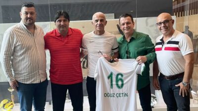 BURSASPOR YÖNETİMİ, OĞUZ ÇETİN'İ ZİYARET ETTİ.