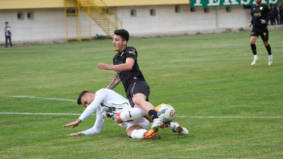TFF 2'nci Lig Beyaz Grup'ta mücadele eden Bursaspor, ligin 10'uncu