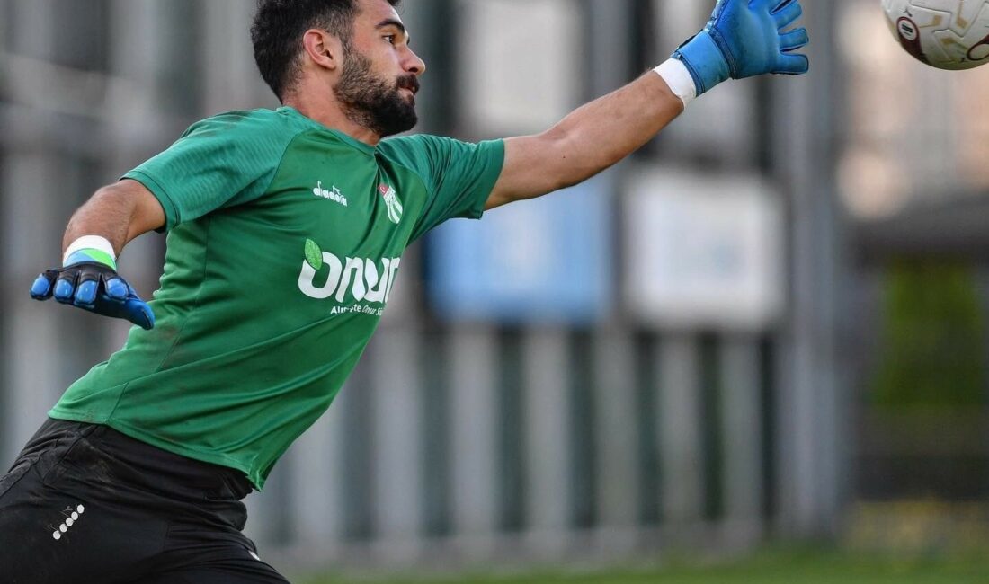 Bursaspor’da Yeni Mersin İdman Yurdu maçı hazırlıkları başladı BURSASPOR'DA MERSİN İDMAN YURDU MAÇI HAZIRLIKLARINA START VERİLDİ.