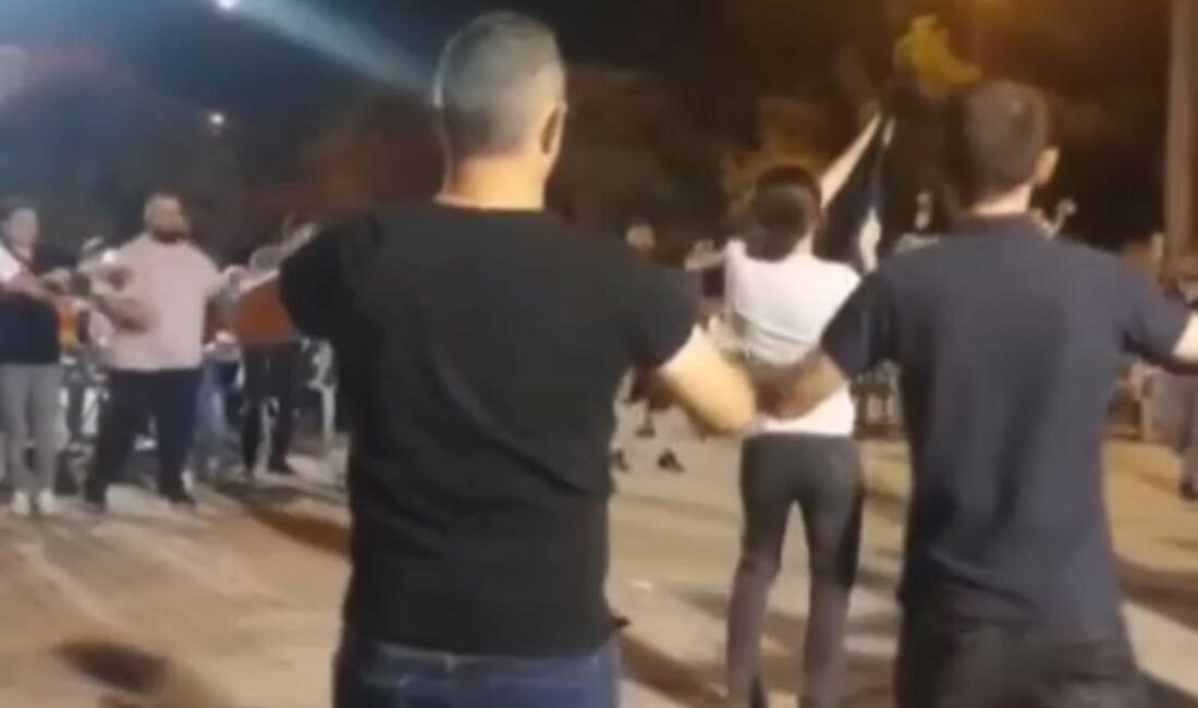 Bursa’nın Yenişehir ilçesinde düğün töreni için bir araya gelen kalabalık,