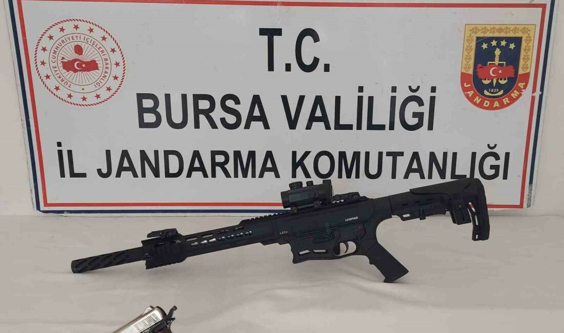 Düğünde silahla ateş açan şahıslar jandarma tarafından tespit edildi BURSA’DA DÜĞÜN TÖRENİ İÇİN POMPALI TÜFEK VE TABANCA İLE ARKA