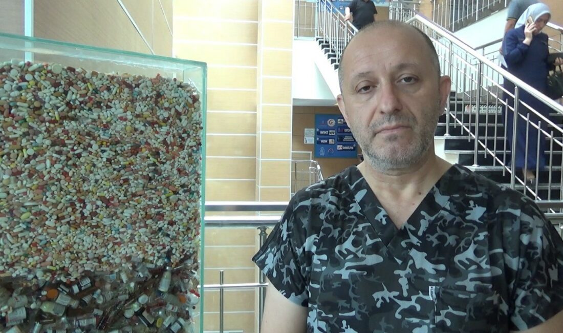 İlaç israfında korkunç tablo…On binlercesini hastanede sergilediler İNEGÖL DEVLET HASTANESİ BAŞHEKİMİ UZM.DR. HAYERETTİN GÖÇMEN