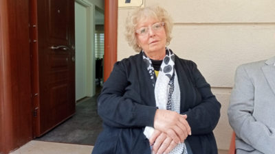 Ankara'da solistlik yaptığı eğlence mekanında istenen istek şarkıyı söylemediği için