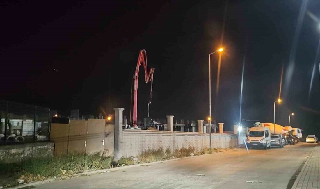 Bursa’da beton mikserinin hortumunun çarptığı işçi ağır yaralandı Bursa’nın İnegöl ilçesinde yapımı devam eden ortaokul inşaatında meydana gelen