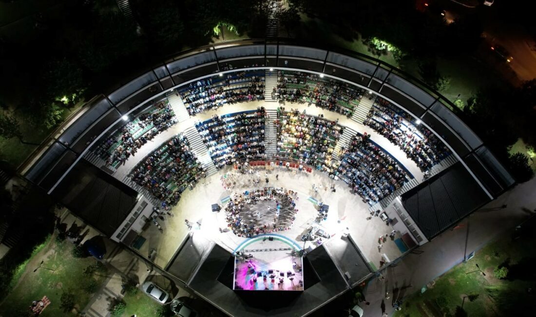 Yıldırım Belediyesi, Anadolu Kültür Şöleni programı kapsamında "Rumeli Gecesi" etkinliği