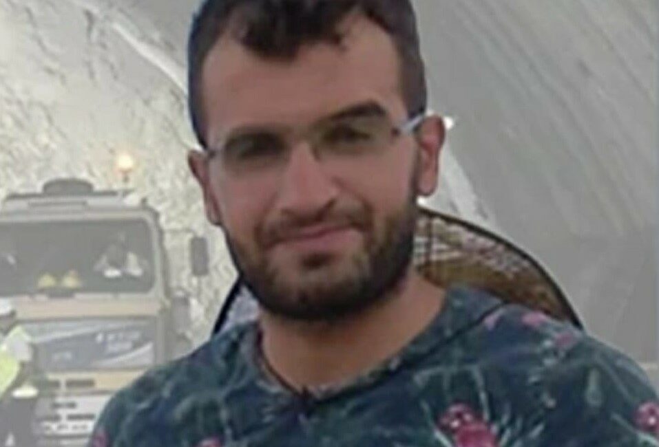 Bursa’da kaybolan teknisyenin cesedi bulundu Bursa'nın Yenişehir ilçesinde kaybolan elektrik teknisyenin cesedi dere yatağında bulundu.