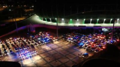 Bursa Emniyet Müdürlüğü ekiplerince, aranan şüphelilere yönelik gerçekleştirilen şafak operasyonunda