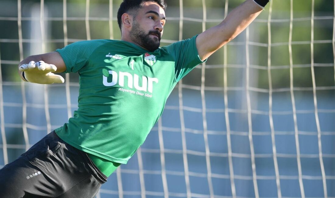 TFF 2. Lig ekiplerinden Bursaspor, ligin 4. haftasında deplasmanda karşılaşacağı