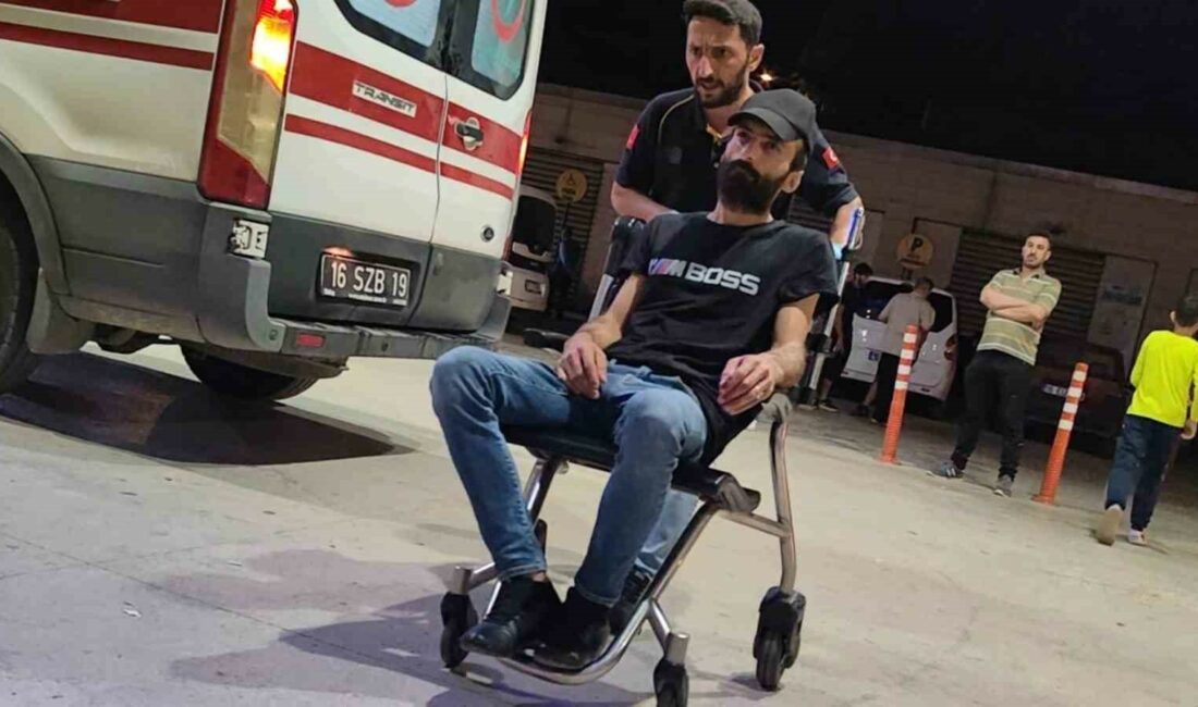 Bursa’nın İnegöl ilçesinde balkona atılan yabancı maddenin patlaması sonucu, bir