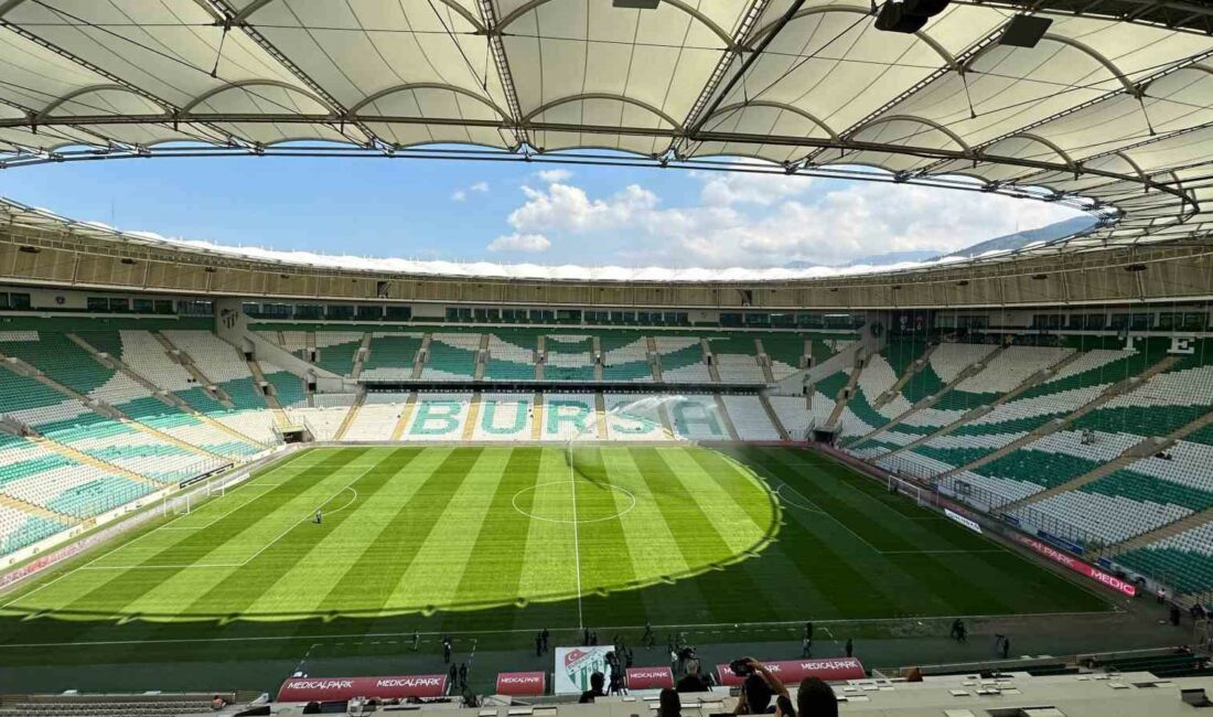 Bursaspor, bilet ve kombine fiyatlarını güncelledi Bursaspor Kulübü, kombine ve bilet fiyatlarının güncellendiğini duyurdu.