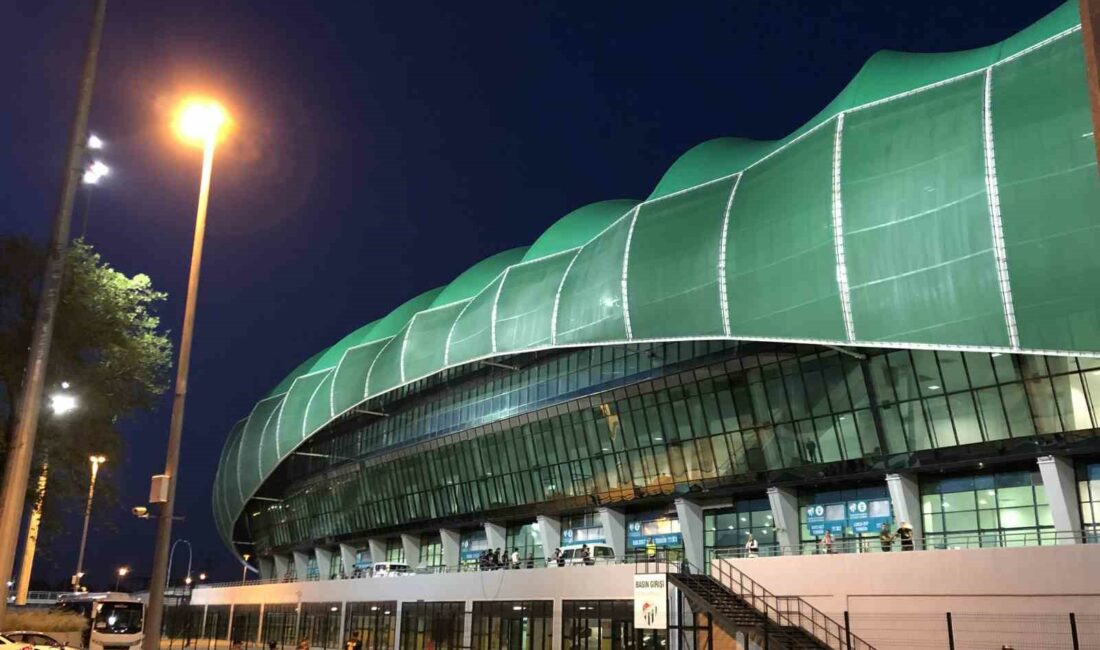 Bursaspor stadyumunun ismi “Yüzüncü Yıl Atatürk Sütaş Stadyumu” oldu Bursaspor Kulübü, Cumhuriyet’in 100. yılı dolayısıyla sponsor firma ile yaptığı