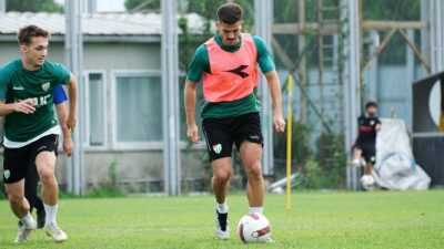 Bursaspor’da Ankaraspor maçı hazırlıklarına bugün yapılan idmanla devam etti.
