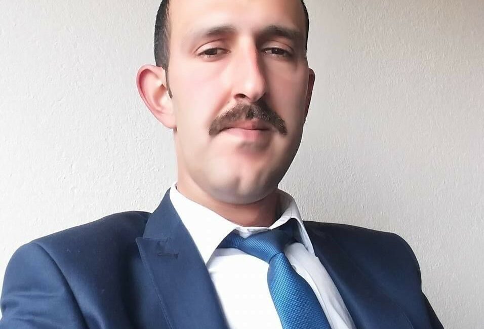 İznik’i yasa boğan ölüm Bursa’nın İznik İlçesi’nde Milli Eğitim Müdürlüğünde memur olarak çalışan Bekir