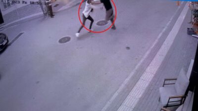 Bursa'nın Yıldırım ilçesinde tanımadığı bir şüphelinin bıçaklı saldırısına uğrayan 3