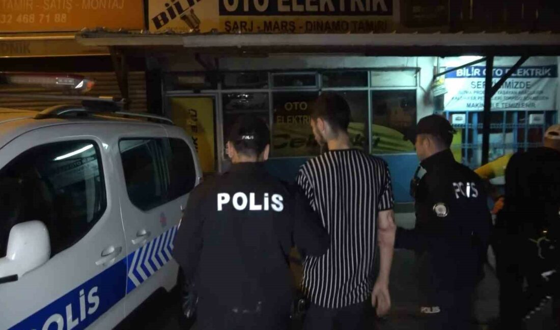 Bursa’da “trafik canavarları”na geçit yok Bursa Emniyet Müdürlüğü ekipleri, çalıntı araçla gezen bir kişi, alkollü