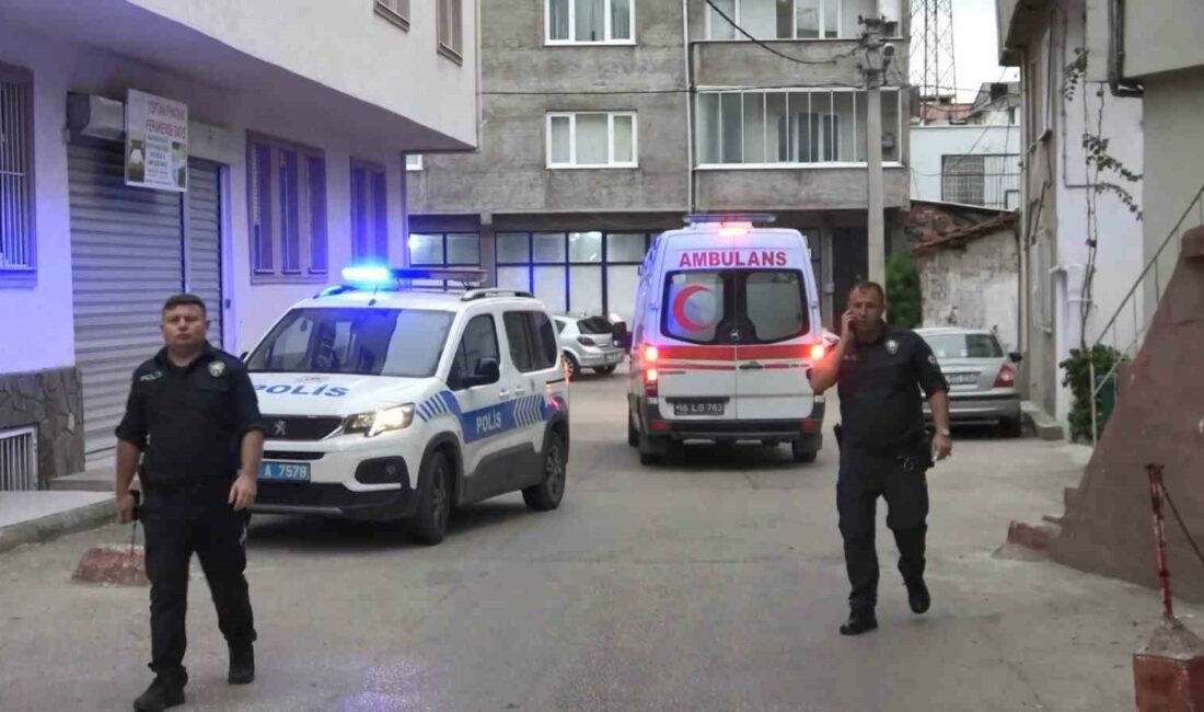Bursa’da alacaklı olduğu kişiyi bacaklarından vurdu Bursa’da alacaklı olduğu kişinin evine giden kişi, borcunu vermediğini iddia
