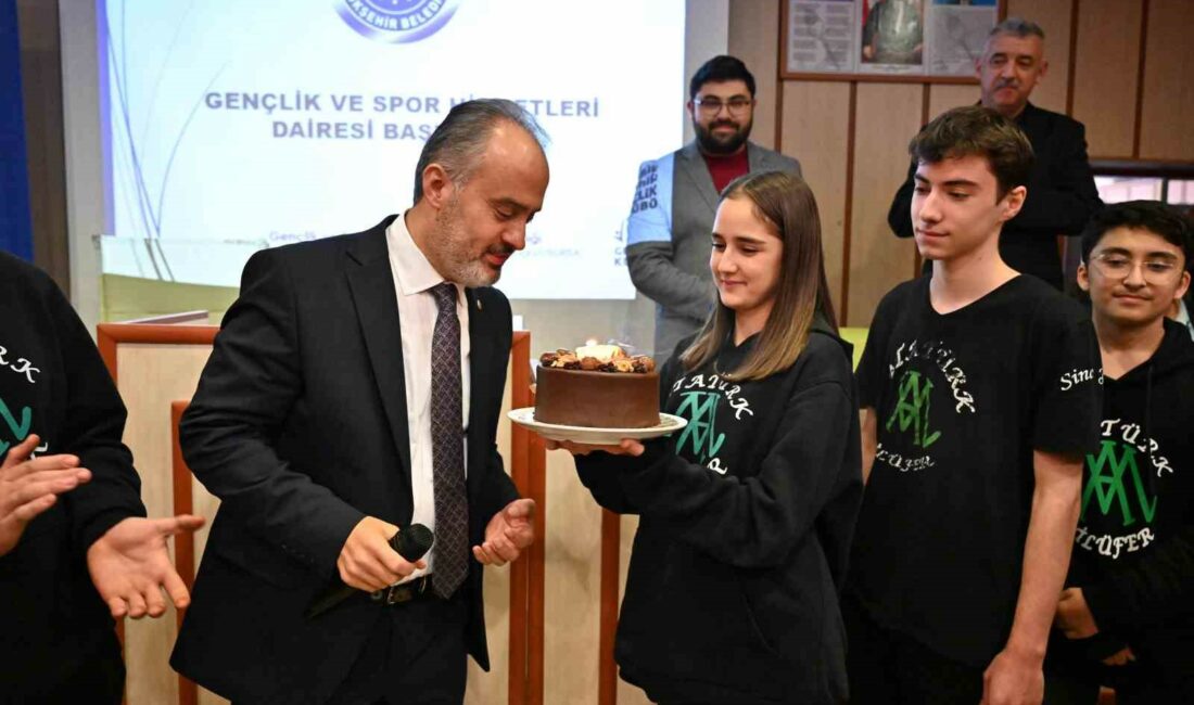 BURSA BÜYÜKŞEHİR BELEDİYE BAŞKANI ALİNUR AKTAŞ, ATATÜRK MESLEKİ VE TEKNİK