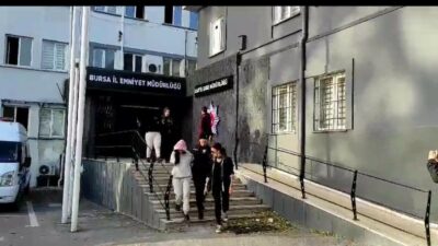 Bursa merkezli 3 ilde fuhuş çetesine yönelik düzenlenen operasyonda 2’si