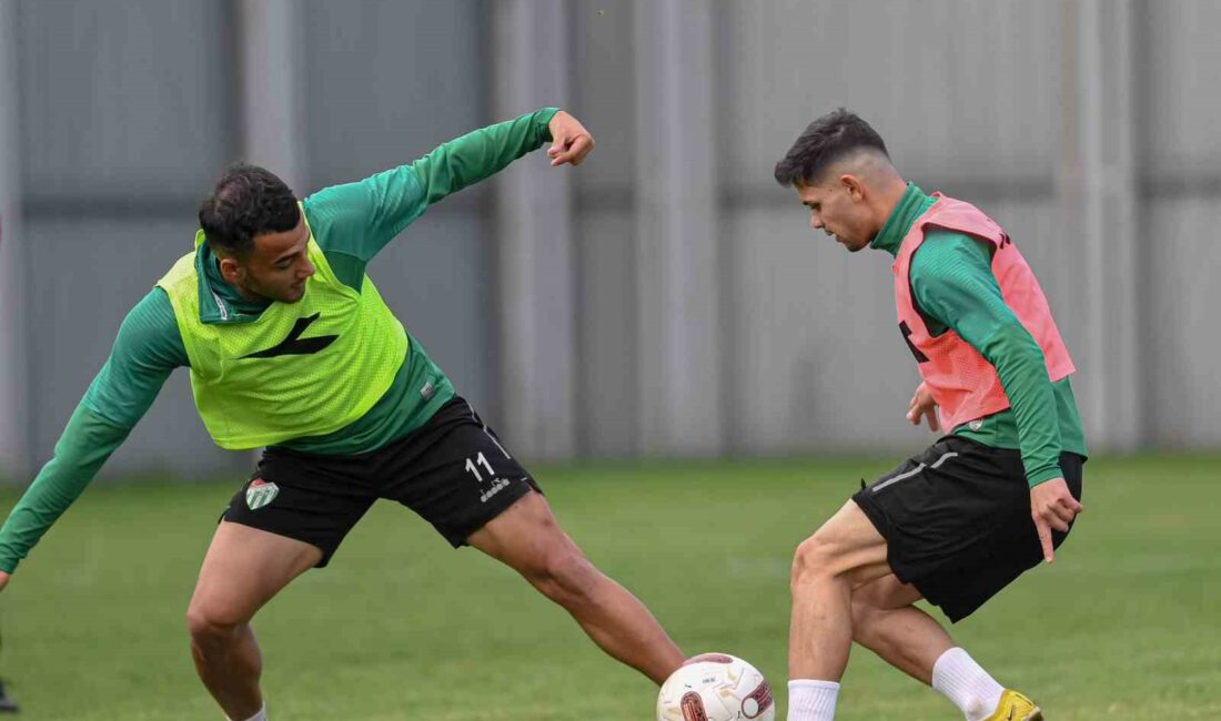 BURSASPOR'DA BUCASPOR 1928 MAÇI HAZIRLIKLARI BUGÜN YAPILAN İDMANLA DEVAM ETTİ.
