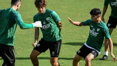 BURSASPOR'DA SERİK BELEDİYESPOR MAÇI HAZIRLIKLARI YAPILAN İDMANLA TAMAMLANDI.