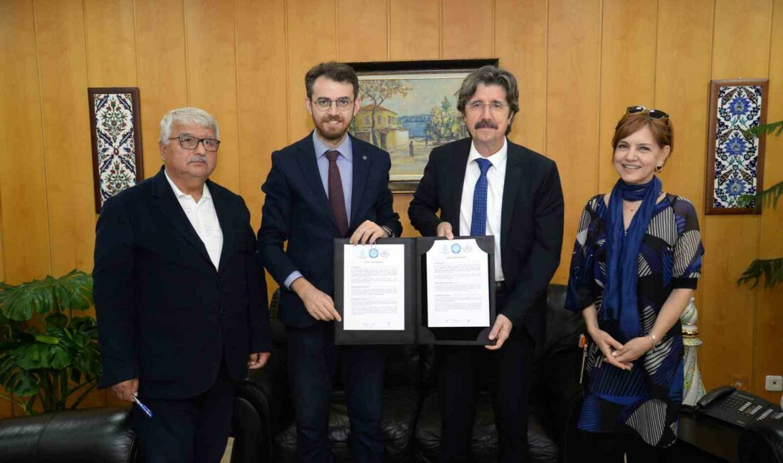 BUÜ’lü tıp öğrencilerine burs desteği devam ediyor PAYLAŞIMCI TOPLUM DERNEĞİ, BU YIL DA BURSA ULUDAĞ ÜNİVERSİTESİ (BUÜ)