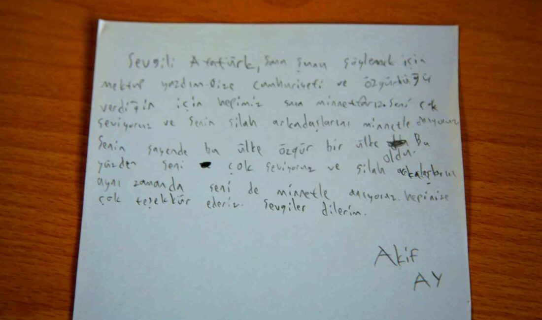 Çocuklardan Atatürk’e 100. yıl mektubu NİLÜFER BELEDİYESİ’NİN DÜZENLEDİĞİ ‘CUMHURİYET’İN ÇOCUKLARI’ ATÖLYE ÇALIŞMASINDA ÖĞRENCİLER, MUSTAFA KEMAL