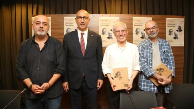 NİLÜFER BELEDİYESİ’NİN CUMHURİYETİN 100. YIL DÖNÜMÜ ETKİNLİKLERİ ÇERÇEVESİNDE DÜZENLEDİĞİ KÜTÜPHANE