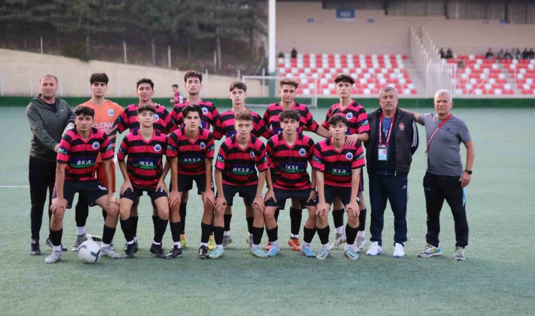GEMLİK BELEDİYESPOR, U-18 FUTBOL TAKIMI MÜCADELE ETTİĞİ 1. KÜME