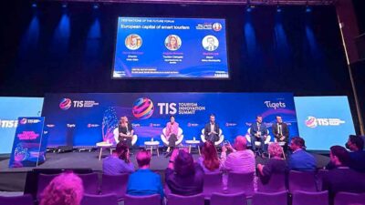 İSPANYA'NIN SEVİLLA KENTİNDE 95 ÜLKEDEN 9 BİN DAVETLİNİN KATILIMI İLE