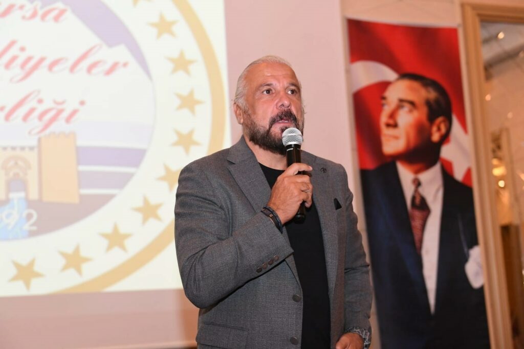 Güvenlik uzmanı Mete Yarar: BURSA'DA BELEDİYELER BİRLİĞİNİN TOPLANTISINA KATILAN GÜVENLİK UZMANI METE YARAR, "BUGÜN