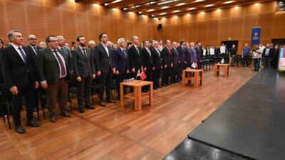 BURSA İSTİHDAM ZİRVESİ’NDE KONUŞAN BÜYÜKŞEHİR BELEDİYE BAŞKANI ALİNUR AKTAŞ, TÜRKİYE’DE