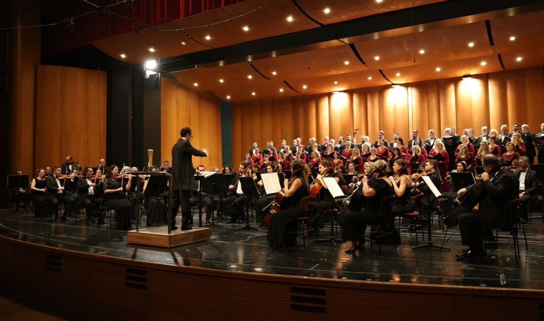 NİLÜFER BELEDİYESİ, KORO KÜLTÜRÜ DERNEĞİ’NİN DÜZENLEDİĞİ KOROLAR MARATONU’NA EV SAHİPLİĞİ