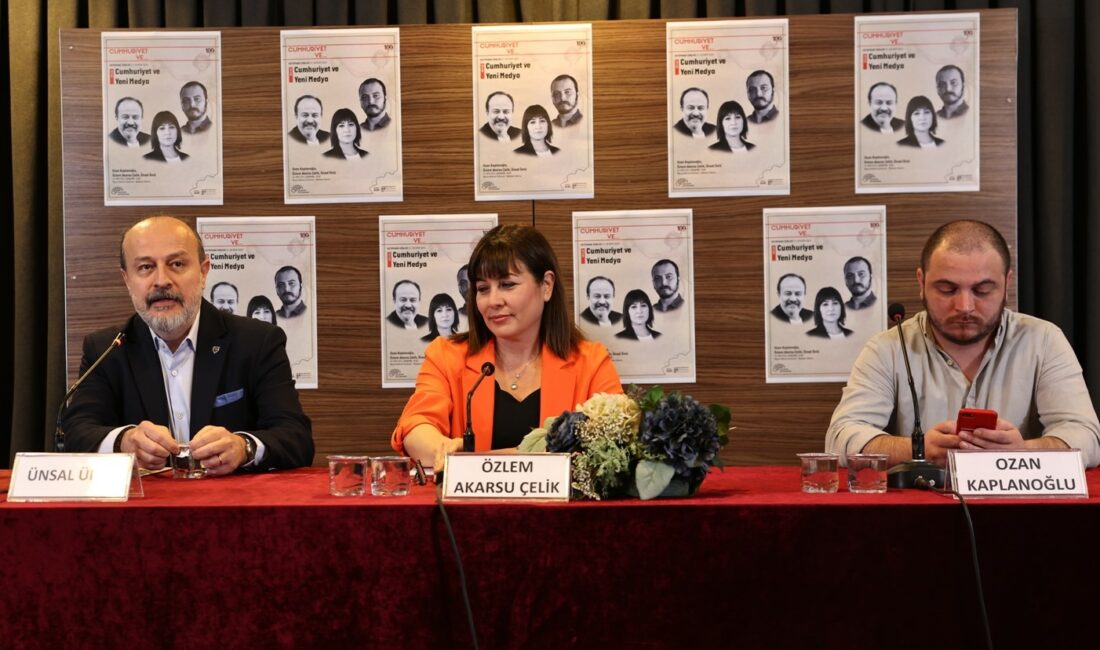 Kütüphane Günleri’nde “Cumhuriyet ve Yeni Medya” konuşuldu NİLÜFER BELEDİYESİ’NİN CUMHURİYET’İN 100. YILI ETKİNLİKLERİ ÇERÇEVESİNDE DÜZENLEDİĞİ KÜTÜPHANE GÜNLERİ’NDE