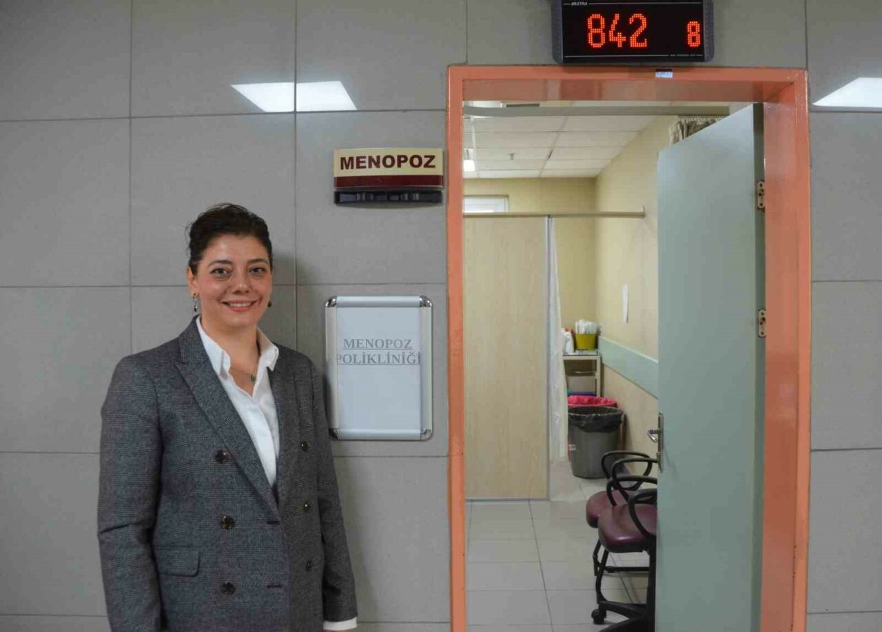 DÜNYA MENOPOZ GÜNÜ ÇERÇEVESİNDE AÇIKLAMALARDA BULUNAN BURSA YÜKSEK İHTİSAS EĞİTİM